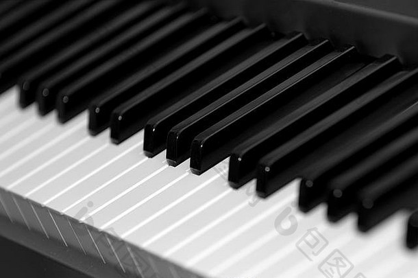 黑白电子钢琴键