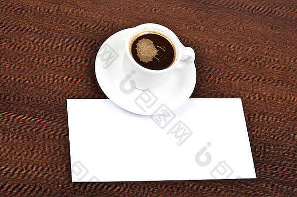 桌上有空白便条的咖啡