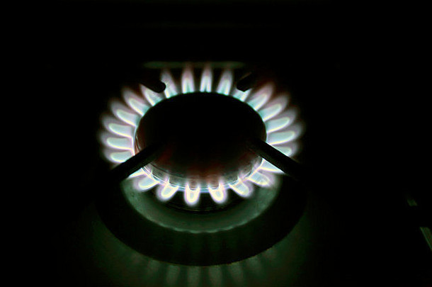 在家庭烹饪中，一个火焰是煤气炉