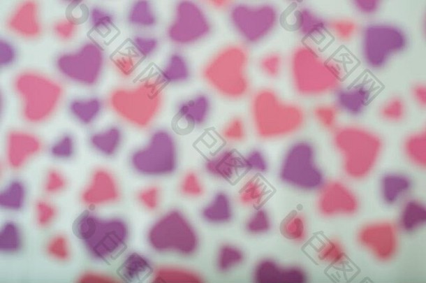 紫色和粉色纸心形，情人节背景，生日贺卡，爱情概念，波基，失焦