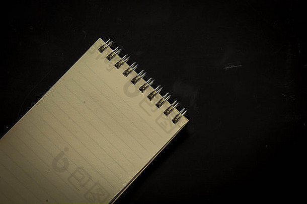 笔记本，螺旋形，黑色，开放式，记事本，单个对象，纹理，页面，白色隔离，