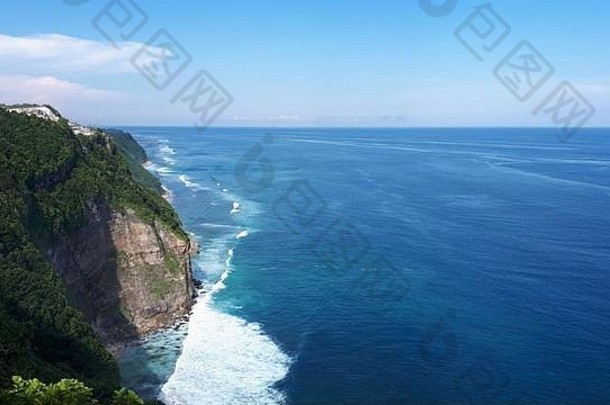 Uluwatu巴厘岛悬崖边缘视图海