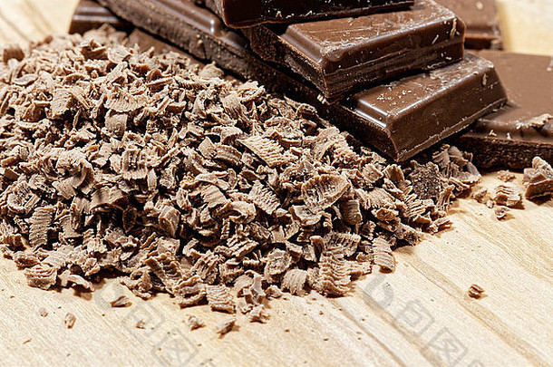 磨碎的巧克力巧克力酒吧木板材