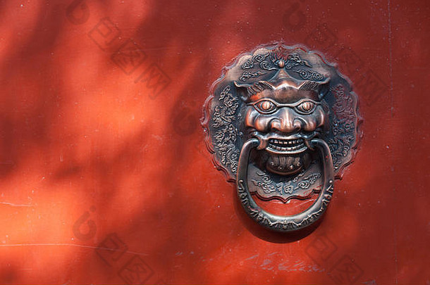 经典中国人青铜狮子头通过吹毛求疵的人胡同小巷北京中国
