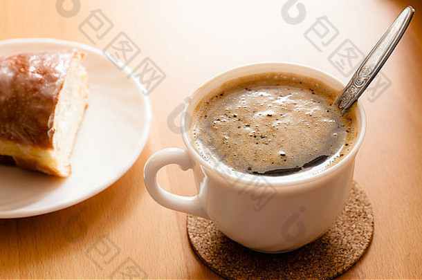 饮料甜蜜的食物杯热喝咖啡板好奶油甜点木表格