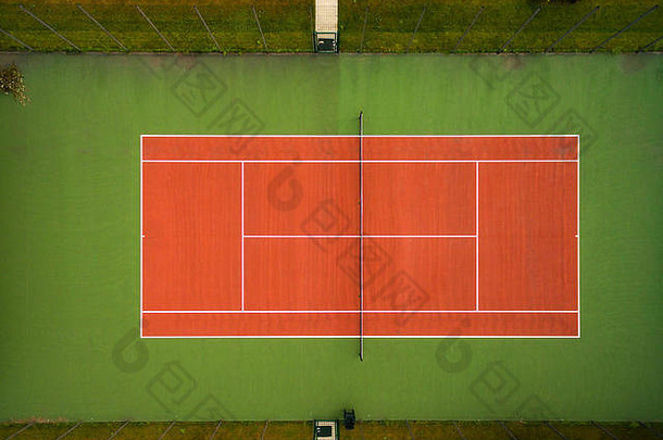 网球法院空气