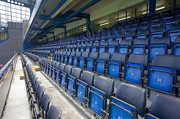切尔西足球俱乐部看台上的座位