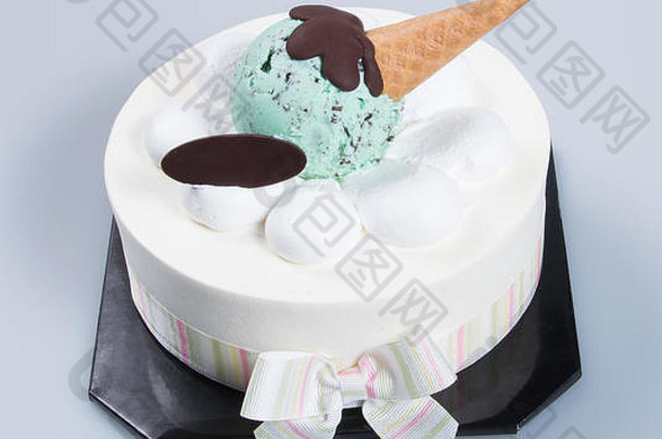 背景是蛋糕还是生日冰淇淋蛋糕