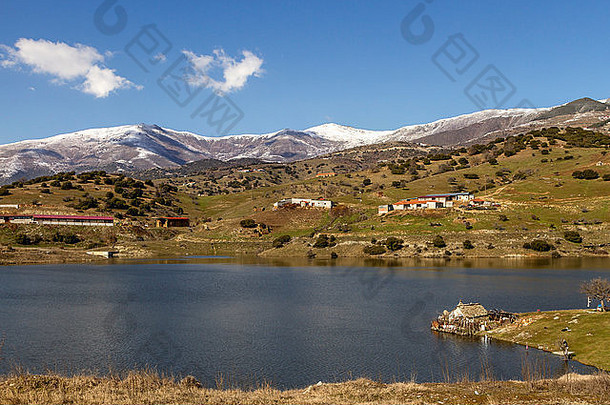 景观人工湖利瓦迪中央希腊欧洲