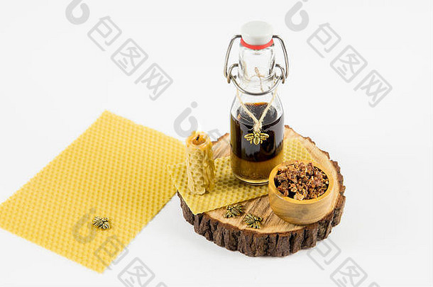 蜂胶蜜蜂胶水树脂混合物蜂蜜蜜蜂生产混合唾液蜂蜡渗出物聚集树味蕾肉豆蔻流