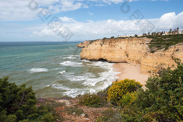 沿海视图挂山谷小道阿尔加夫地区葡萄牙