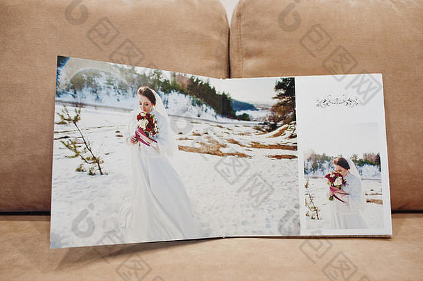 页面优雅的婚礼专辑照片书