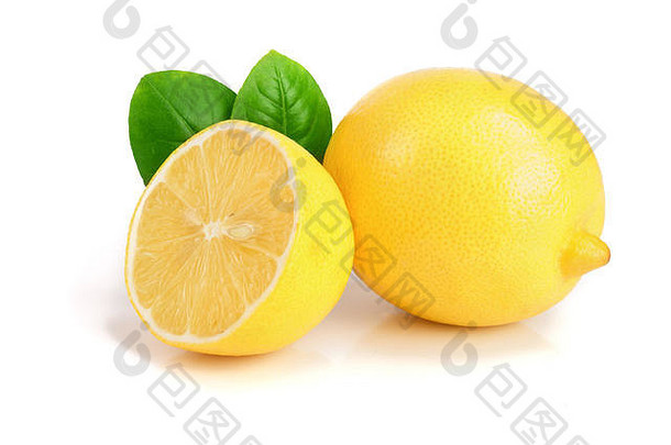 柠檬一半叶孤立的白色背景
