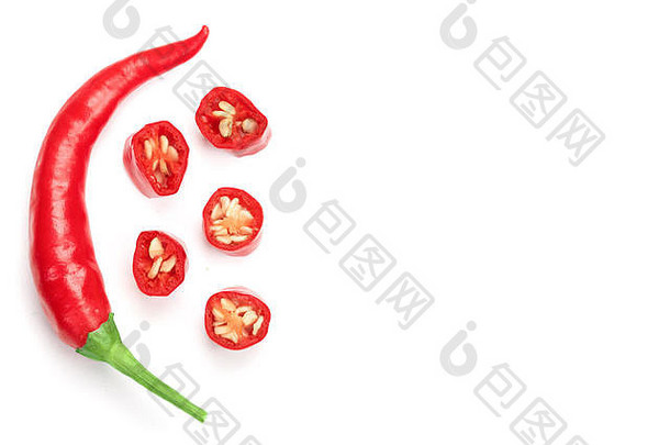 红色的热辣椒辣椒孤立的白色背景前视图平躺模式