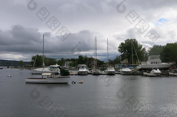 视图俯瞰港口湖畔baddeck北部海岸胸罩奖。湖新星斯科舍加拿大