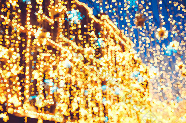 明亮的圣诞节街照明外观建筑城市装饰圣诞节节期假期一年灯装修