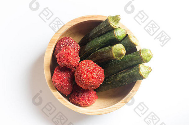 秋葵芯片脆皮草莓木碗股票照片