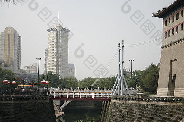 市中心咸阳吊桥城墙