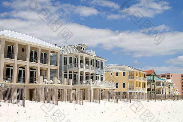 昂贵的高结束假期海滩<strong>房屋租赁</strong>建小沙丘行沙子栅栏海岸线佛罗里达