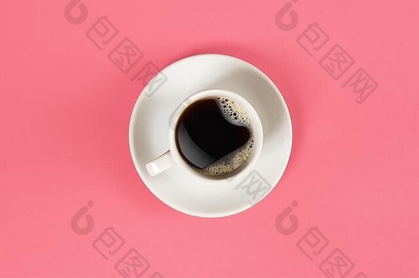杯黑色的咖啡粉红色的背景视图