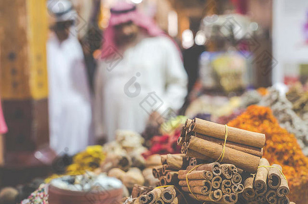 迪拜香料露天市场露天市场传统的市场迪拜曼联阿拉伯阿联酋航空公司阿联酋销售各种香水香料
