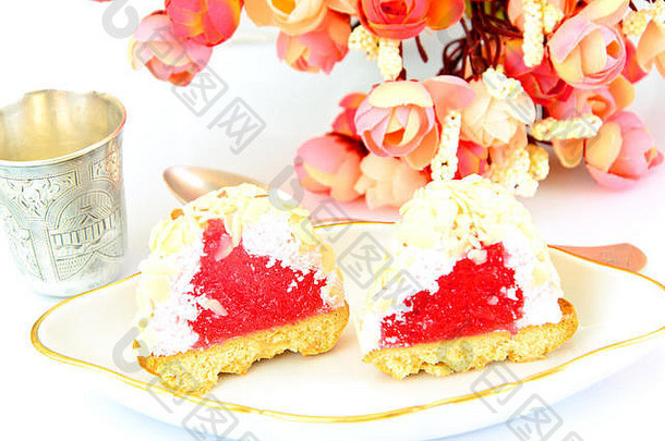 甜蜜蛋糕草莓果冻