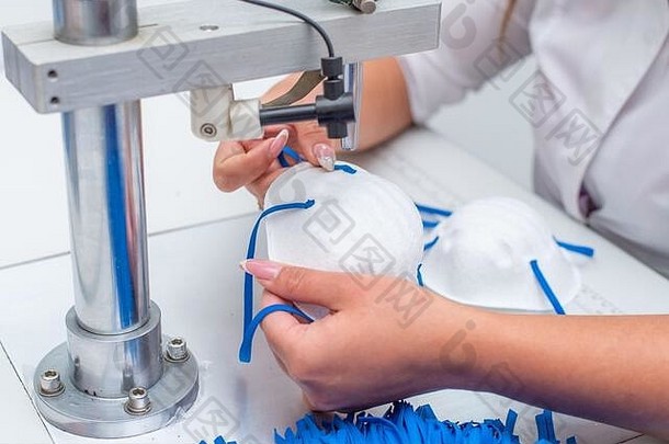 女人作品工厂制造医疗面具nanofibre焊料循环超声波机冠状病毒新冠病毒
