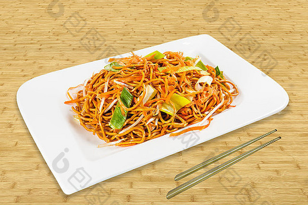 中国人食物白色板炸面条豆豆芽蔬菜背景木筷子