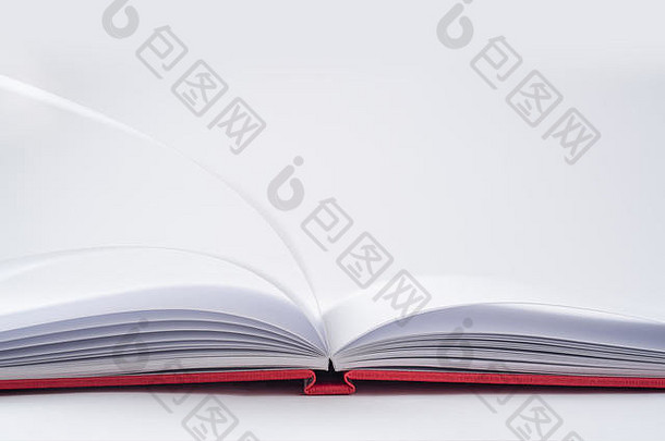设计概念的角度来看视图红色的精装书笔记本开放翻转旋度滚页面孤立的背景模型渲染