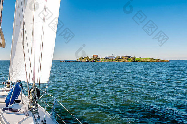 帆船航行堡岛潘普斯I.J. 湖湖阿姆斯特丹荷兰