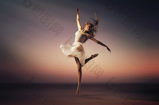 浪漫的情绪肖像跳芭蕾舞舞者