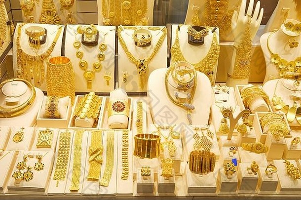 黄金露天市场市场窗口珠宝项链手镯奢侈品配件