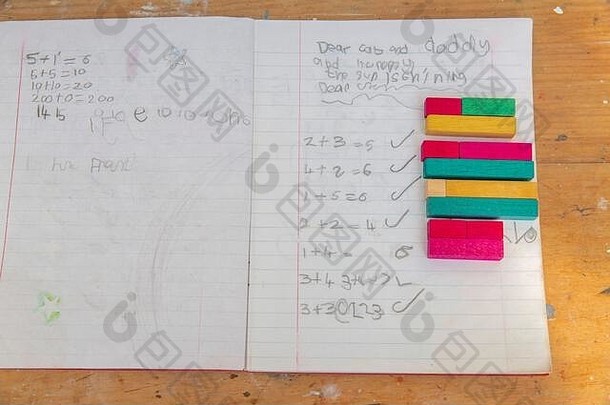 4月cuisenaire木计数棒计算数学颜色形状早期学校书