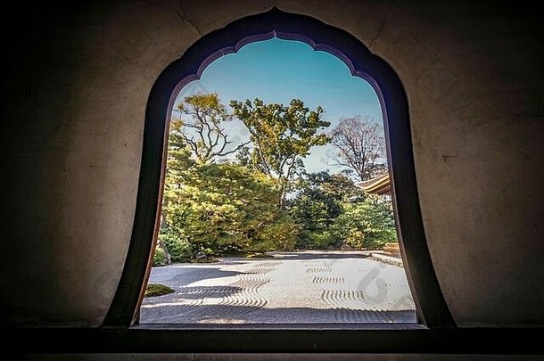 Zen花园花瓣形状的窗口建仁寺寺庙这个《京都议定书》日本