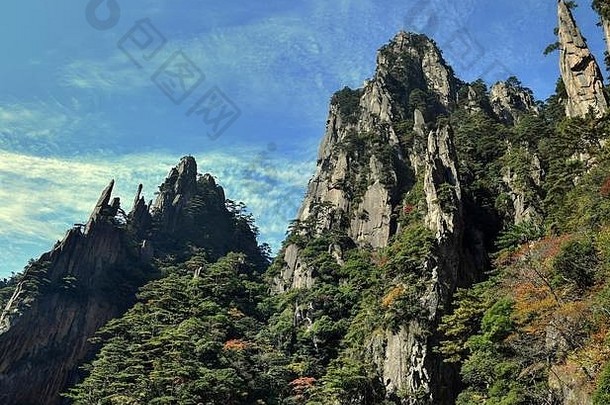 黄山黄色的山安徽省中国风景peculiarly-shaped花岗岩山峰黄山松树