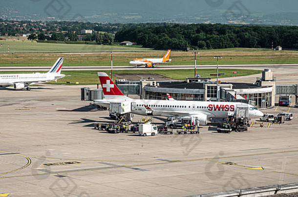 日内瓦瑞士飞机交通停机坪上国际机场