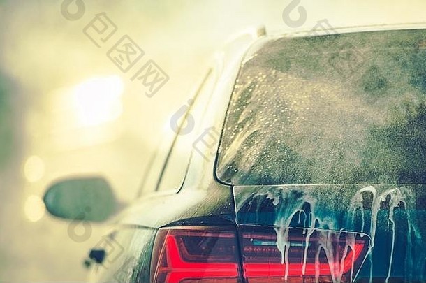清洁车辆车洗特写镜头照片汽车身体覆盖洗洗涤剂