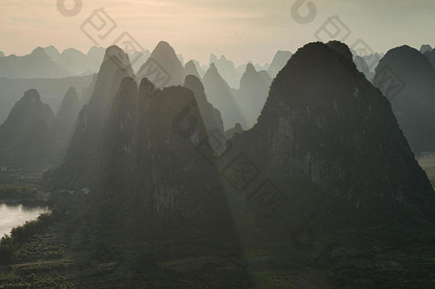 壮观的山视图老寨山山xingping广西自治地区中国