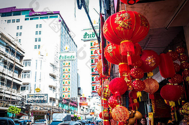 泰国曼谷1月中国人一年灯笼挂销售耀华力路传统的首页装饰庆祝中国人