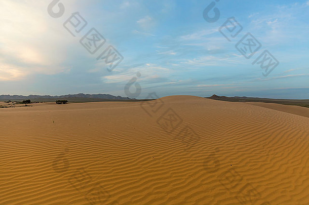 波沙子戈壁沙漠蒙古