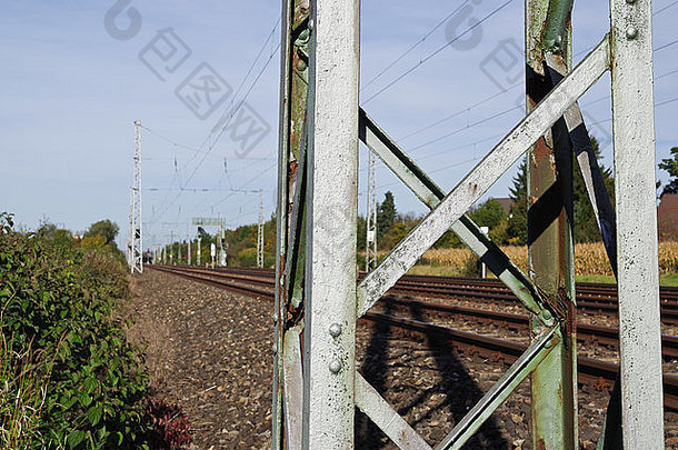细节生锈的铁路权力波兰