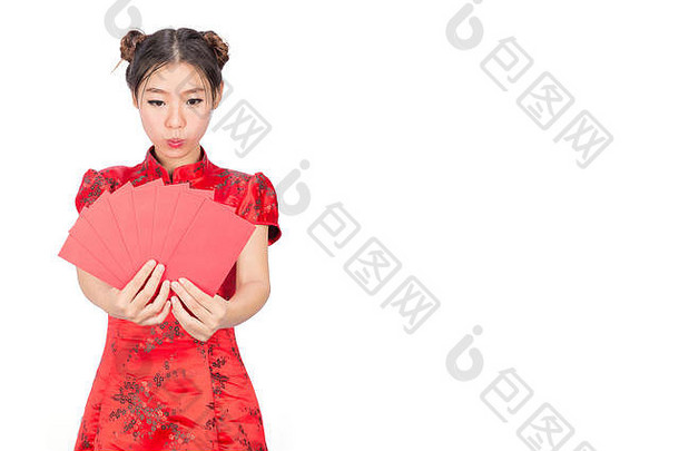 亚洲女孩传统的红色的信封中国人一年概念庆祝中国人月球一年春天节日孤立的白色