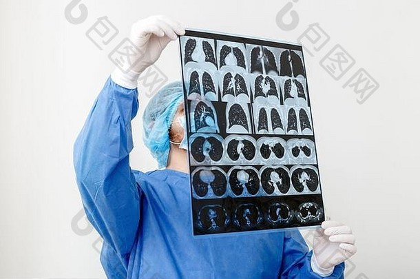 肺扫描医生手外科医生保护统一的检查核磁共振电影冠状病毒科维德肺炎肺结核肺癌症呼吸