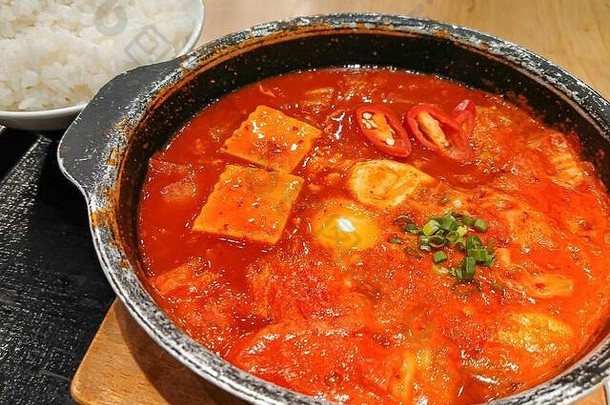朝鲜文豆腐热辣的汤热板能大米背景美味的食物业务行业传统的餐饮