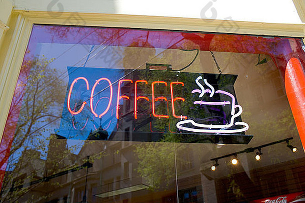 霓虹灯咖啡标志伦敦英格兰咖啡商店概念