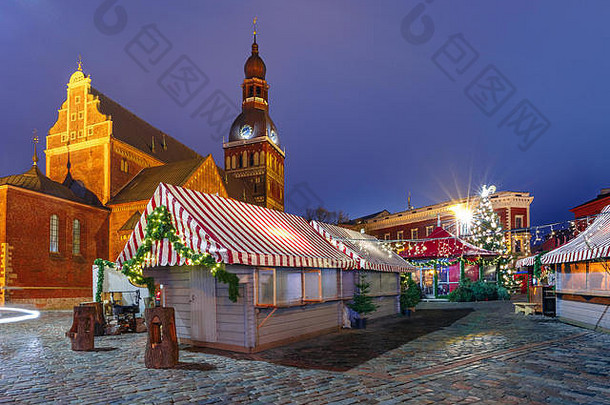 圣诞节市场里加拉脱维亚