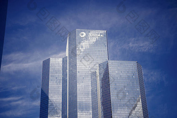 国防法国9月办公室摩天大楼建筑总计玻璃窗户钢外观墙蓝色的天空体系结构未来业务概念