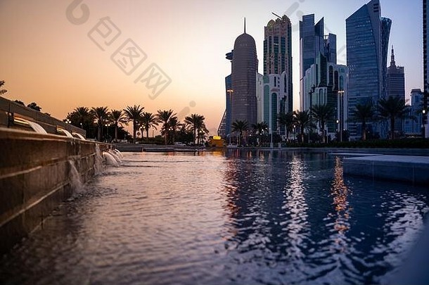 多哈回合谈判<strong>卡塔尔</strong>2月美丽的天际线多哈回合谈判<strong>城市</strong>摩天大楼建筑