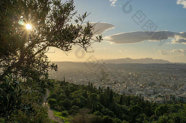 视图雅典惊人的天空完美的美丽的菲洛帕波斯山关闭卫城雅典