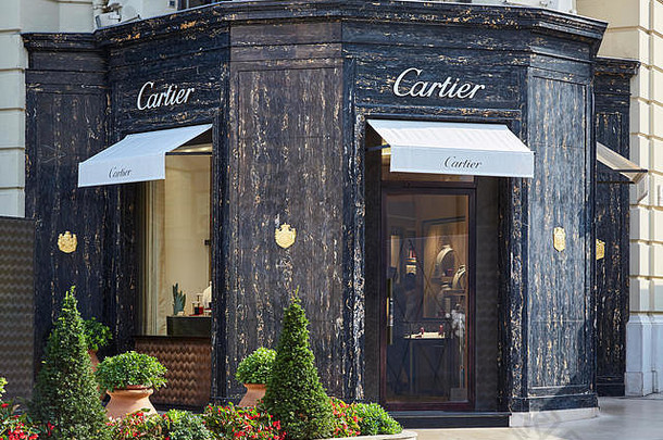 基督山卡 罗摩纳哥8月卡地亚珠宝奢侈品商店黑色的大理石外观基督山卡 罗摩纳哥